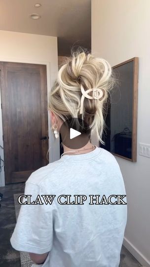 4.9K views · 399 reactions | Cutest claw clip hack ✨ cred - @harmonize_beauty | WIMBERLY’S | BEAUTY BAR | Dua Lipa · Illusion (Honey Dijon Remix) Claw Clip Hairstyles Layered Hair, Harmonize Beauty, Funky Hair, Honey Dijon, Hair Upstyles, Funky Hairstyles, Hair Stylist Life, Claw Clips, Beautiful Long Hair