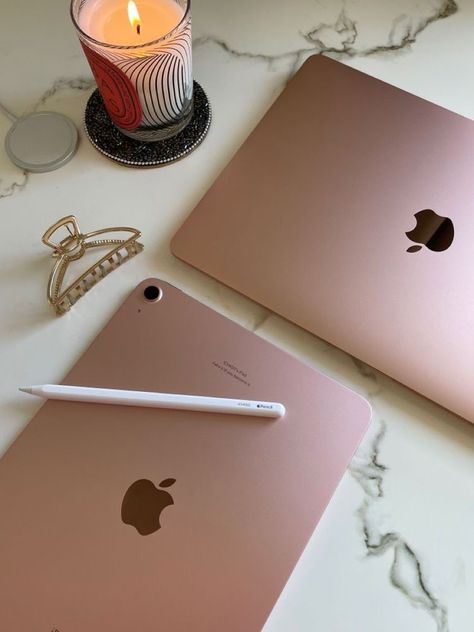 Ipad Pink, Ipad Air 5th Generation, Ipad Things, Apple Notebook, Pink Ipad, Macbook Air Laptop, All Apple Products, College Motivation, Apple Macintosh