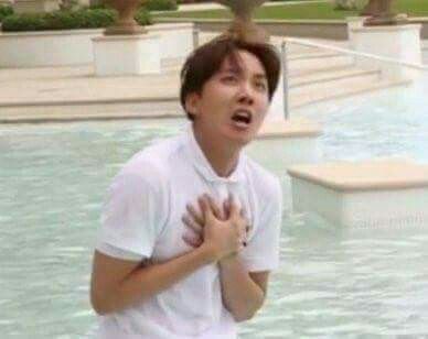 "OH MY HEARTEU...MY HEART IS...OH MY GOD...!!!" Bts Meme Faces, Bts Reactions, Bts Meme, Hoseok Bts, Funny Face, Memes Kpop, Wattpad Fanfiction, Bts J Hope, Meme Faces