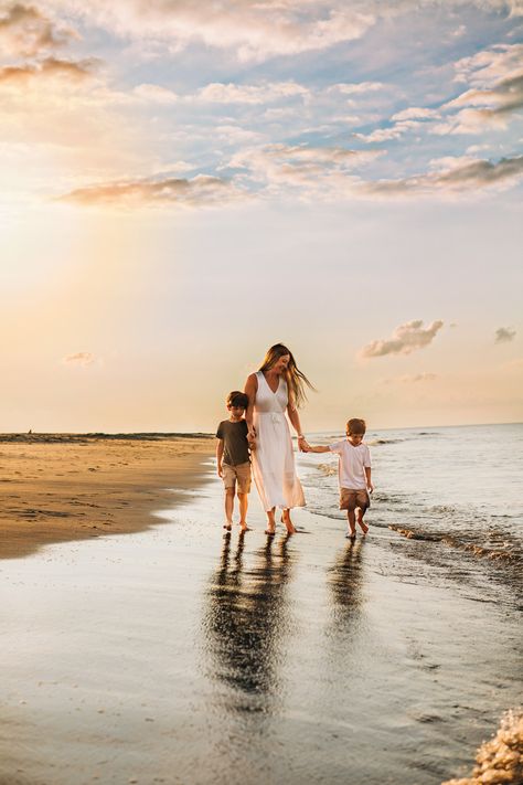 Beach Family Photos Single Mom, Mother And Daughters Beach Photos, Beach Photography Family Poses, Mother’s Day Beach Pictures, Mom And Daughter Beach Pictures, Family Beach Session Poses, Mom And Daughters Beach Photo Ideas, Mom Son Beach Pictures, Mom And Me Beach Photoshoot