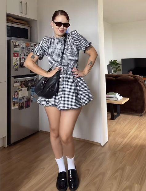 Brunch Aesthetic Outfit, Black Dress Outfit, Black And White Outfit, Polka Dots Outfit, Baggy Pants, Brunch Outfit, Fashion Fits, Up Girl, Looks Style