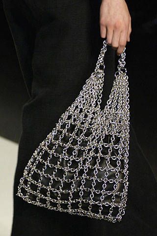 See every last detail from shoes and jewels, to bags and belts, from the Etro Spring 2007 Ready-To-Wear show.. #CrochetTote #CrochetPurse #DIYBags #CrochetGifts #CrochetAddict