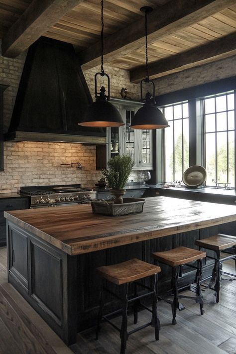 Black Rustic House Interior Design, Industrial Cottage Kitchen, Rustic House Remodeling Ideas, Dark Rustic Interior Design, Modern Western Kitchen Ideas, Black Western Kitchen, Industrial Style Kitchen Ideas, Rustic Dark Kitchen, Industrial Farmhouse Kitchen Design