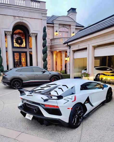 Lamborghini Aventador SVJ and Lamborghini Urus. What do you think of this two car garage? Perfect or would you rather have something else?… Ferrari 488pista, Billionaire Luxury, Luxury Boat, Luxury Lifestyle Women, Lamborghini Cars, Luxury Lifestyle Dreams, Best Luxury Cars, Audi A5, Expensive Cars