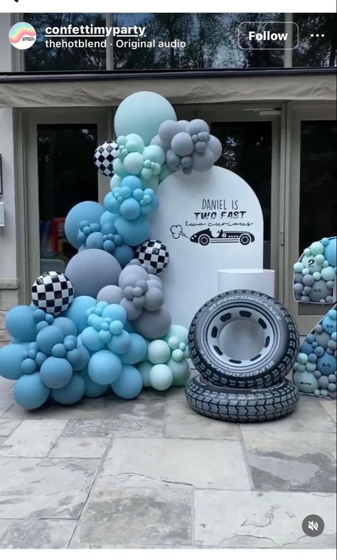 Jul 11, 2023 - This Pin was discovered by Shantelle M. Paredes. Discover (and save!) your own Pins on Pinterest Mesh Backdrop, Balloon Bouquet Diy, Balloons Decor, Deco Ballon, Boys 1st Birthday Party Ideas, Hot Wheels Party, Its A Boy Balloons, Car Themed Parties, Car Birthday Theme