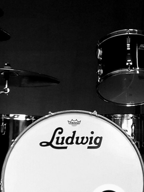 Ludwig Drums, All About Music, Drum Kit, Miles Davis, Snare Drum, Drummers, Drum Kits, White Photography, Black And White Photography