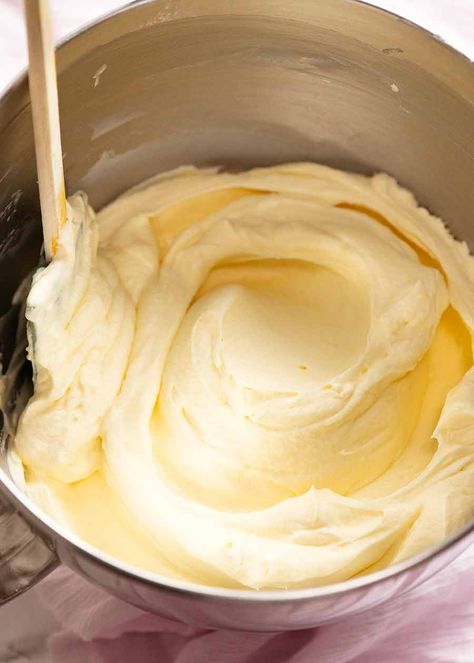 Lemon Ermine Frosting, Flavored Ermine Frosting, Fluffy Vanilla Frosting Recipe, Fluffy Vanilla Frosting, Flour Frosting, Vanilla Frosting Recipes, Ermine Frosting, Bake Sweets, Cream Cheese Sugar Cookies