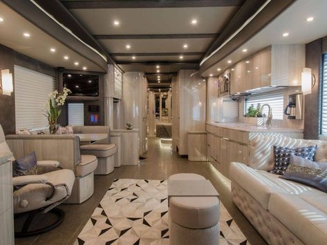 11 luxury RVs that are nicer than your home - Insider Bus Layout, Tour Bus Interior, Granny Unit, Luxury Caravans, Luxury Mobile Homes, Luxury Rv Living, Luxury Campers, Motorhome Interior, Camper Design