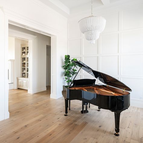 Rug Under Grand Piano, Grand Piano Styling, Grand Piano Living Room Luxury, Baby Grand Piano In Living Room Layout, Piano In Modern Living Room, Music Room Built Ins, Grand Piano Room Luxury, Grand Piano Room Design, Baby Grand Piano In Small Space