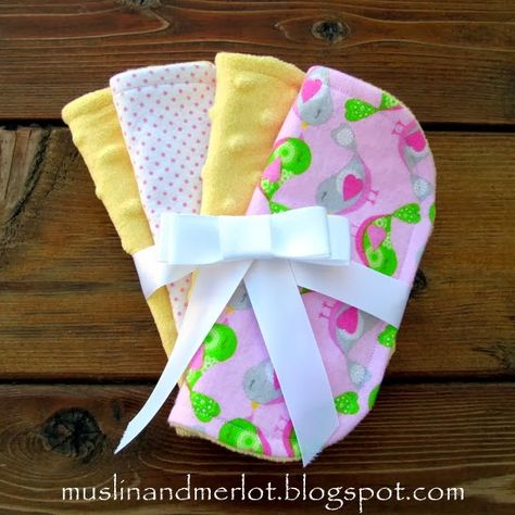 Striped Rag Quilt Tutorial - Muslin and Merlot Burp Cloth Tutorial, Contoured Burp Cloth, Rag Quilt Tutorial, Burp Rags, Baby Washcloth, Baby Sewing Projects, Easy Quilt Patterns, Baby Burp Cloths, Oh Baby