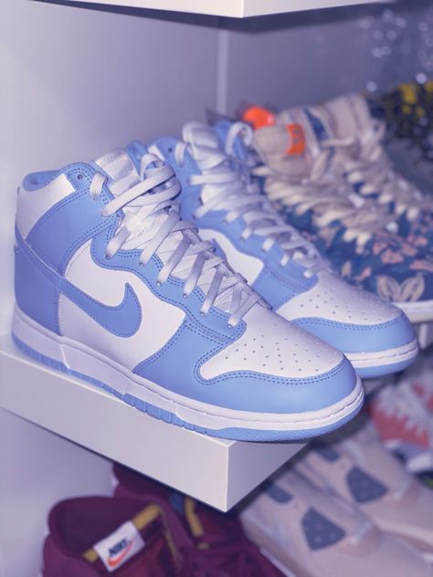 Nike Dunk High Aluminum, Dunk High Aluminum, Nike Azul, Af1 Shoes, School Shoe, Back To School Shoes, Nike Shoes Girls, Jordan Shoes Girls, Jordan Shoes Retro