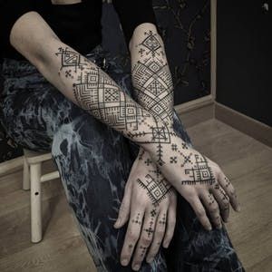 Tattoo uploaded by sandra massa | 1225498 | Tattoodo Slavic Hand Tattoo, Slavic Ornament Tattoo, Polish Tattoo Ideas Women, Norwegian Tattoo, Druid Tattoo, Croatian Tattoo, Slavic Tattoo, Berber Tattoo, Ethnic Tattoo