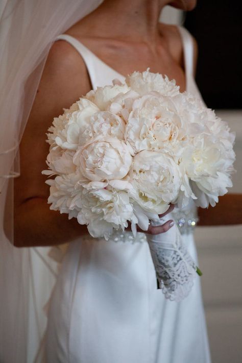 White Peonies Bouquet, Chicago History Museum, Bridal Bouquet Flowers, Chicago History, Peony Wedding, White Wedding Bouquets, Peonies Bouquet, Museum Wedding, White Peonies