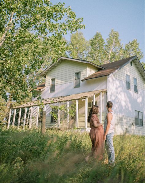 Delilah Loeppky, Holding A Baby, Countryside Cottage, Mum Life, Dream About Me, Farm Lifestyle, Biblical Womanhood, Sipping Coffee, Ohana Means Family