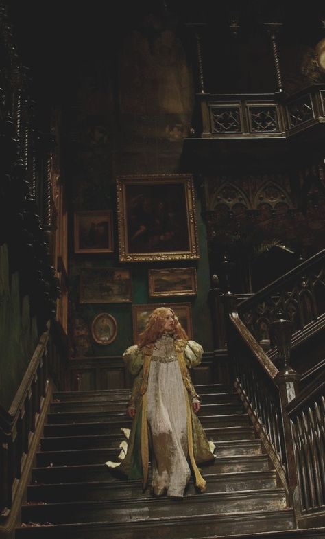 Photography Dark, Dark Beauty Photography, City Of God, Crimson Peak, Gothic Aesthetic, Gray Aesthetic, Gothic Horror, Dark Academia Aesthetic, Film Review