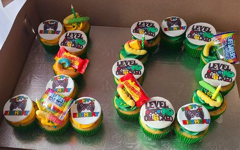 Number 10 cupcakes. Gamers cupcakes, candy cupcakes 10 Cupcake Cake Number, Number 10 Cupcakes, Gamer Cupcake Cake, Gamer Cupcakes Birthday, Number 10 Cupcake Cake, Gamer Cupcakes, Birthday Cupcakes Boy, Candy Cupcakes, Cupcakes For Boys