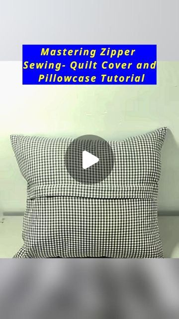 Zipper Cushion Cover Tutorial, Simple Pillow Cover, How To Sew A Pillowcase, Creative Pillows Diy, Pillowcase Tutorial, Zipper Sewing, Pillow Covers Tutorial, Pillow Cases Tutorials, Quilted Pillow Covers