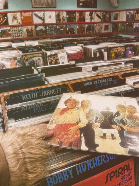 Record shop, fur sleeve holding Fleetwood Mac record 70s Vinyl Aesthetic, 70s Records Aesthetic, 70s Vinyl, Vinyl Record Aesthetic, Fleetwood Mac Rumors Aesthetic, 70s Record Store Aesthetic, Fleetwood Mac Vinyl Aesthetic, 90s Record Store Aesthetic, Frozen Love