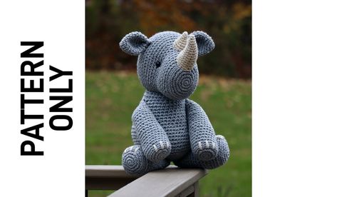 Rhino Amigurumi, New Year Symbols, Knitting Basics, Montage Photo, Unique Crochet, Chunky Yarn, Amigurumi Free Pattern, Crochet Patterns Amigurumi, Slip Stitch