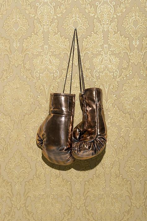 artruby:  Carlos Rolon, My Father’s Wishes (No. 1), (2013) at Paul Kasmin. Gold Boxing Gloves, Walton Ford, Gloves Aesthetic, Boxing Rings, Training Gear, Boxing Gloves, Kickboxing, Purple Hair, Artist At Work