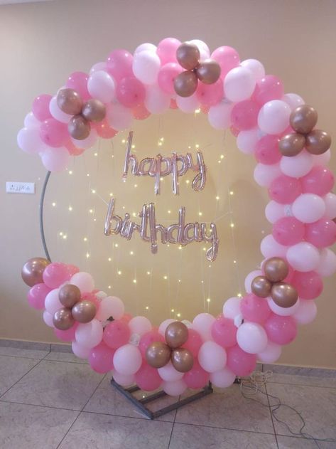 Aman Gupta, Kolka Design, Cradle Decoration, Birthday Decors, Birthday Setup, Peacock Artwork, Arch Balloon, Surprise Birthday Decorations, Birthday Theme Decoration