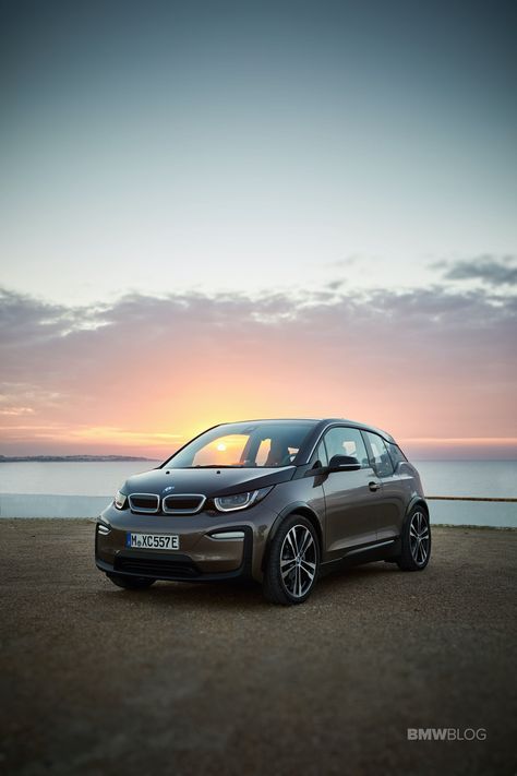 Bmw I3 Electric, Car Things, Bmw I, Dirt Bike Girl, Dream List, Bmw I3, Bmw Models, Combustion Engine, New Bmw