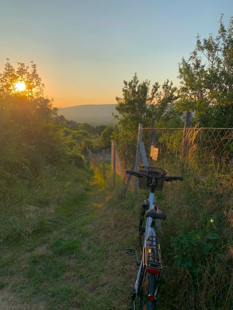 Summer In The Balkans, Eastern Europe Countryside, Summer Eastern Europe, Folk Astethic, Slavic Summer Aesthetic, Slavic Countryside, Eastern Europe Aesthetic Summer, Slovak Aesthetic, Balkan Summer Aesthetic