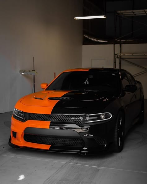 Credits @lifeaszhen / Wrap @norcalwraps Scatpack Charger Wrap, Cool Wrapped Cars, Hellcat Wrap Ideas, Wrapped Cars Ideas, Wrapped Dodge Charger, Charger Wrap Ideas, Car Wraps Ideas, Wrapped Charger, Car Wrap Ideas