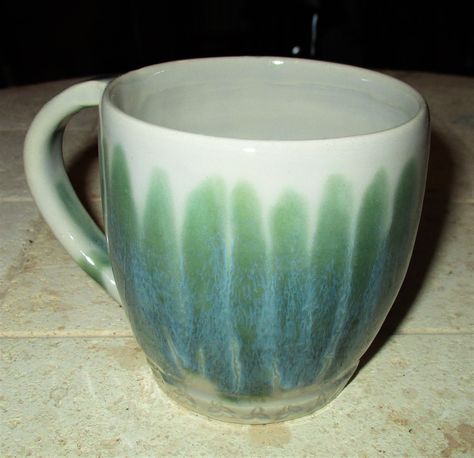 shape, glaze application, foot detail, handle - Vert Lustre over Ice Celadon (Angelika Prager) Vert Lustre Glaze, Pottery Images, Glaze Inspiration, Layering Combos, Glazing Ideas, Glaze Combinations, Glaze Combos, Glaze Ideas, Pottery Glaze