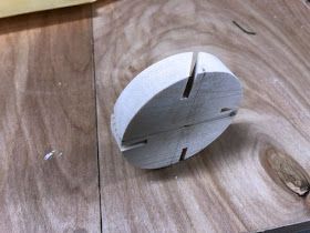 Scrollsaw Workshop: How to make a Whirligig center hub. Wooden Toys Plans Pattern, Whirligigs Patterns Wind Spinners, Homemade Windmill, Garden Whirligig, Free Scroll Saw Patterns, Windmill Diy, Windchimes Diy, Scrollsaw Workshop, Balloon Rocket