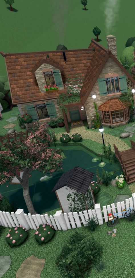 Bloxburg Tiny Cottage, Roblox Bloxburg Cottage House Ideas, Blockburg House Cottage, One Story House Exterior Bloxburg, Bloxburg Layout Cottage, Bloxburg House Ideas Exterior Victorian, Cottage Core Layout Bloxburg, Cottage Ideas Bloxburg, Build Ideas For Bloxburg