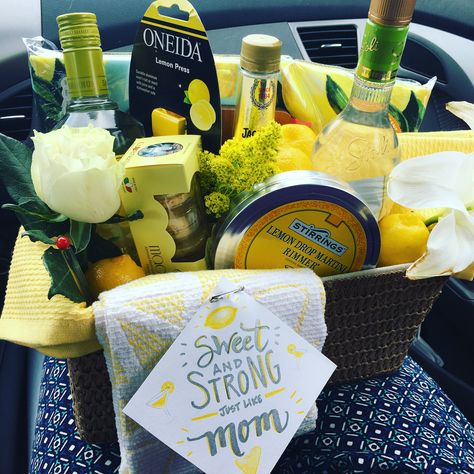 Limoncello Gift Basket Ideas, Citrus Gift Basket, Lemon Drop Gift Basket, Martini Basket Ideas, Lemon Themed Gift Basket Ideas, Lemon Theme Gift Basket, Lemon Gift Basket Ideas, Martini Gift Basket Ideas, Martini Gift Basket