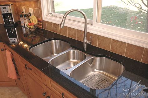 3 Basin Kitchen Sink, Triple Sink Kitchen, Sink Styles, Kitchen Sink Styling, Kitchen Sink Sizes, Single Basin Kitchen Sink, Composite Sinks, Cast Iron Sink, Single Basin Sink