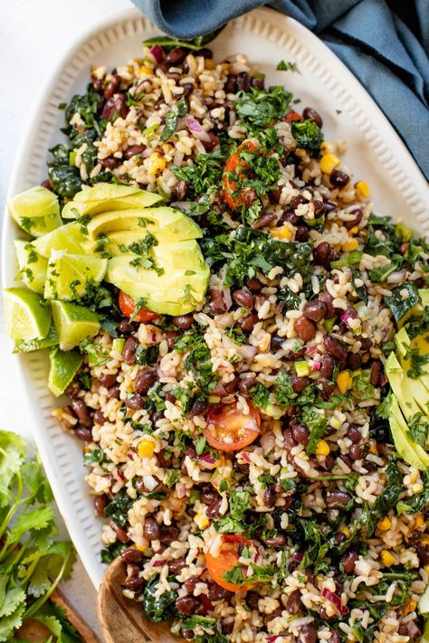 Power Salads, Chipotle Vinaigrette, Rice Salad Recipes, Brown Rice Salad, Rice Beans, Brown Rice Recipes, Grain Salad, Rice Salad, Savory Vegan