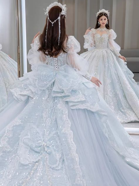 White Ball Gowns With Sleeves, Pretty Poofy Dresses, Beautiful Princess Gowns, Fantasy Princess Wedding Dress, Modest Fairytale Dress, Real Life Princess Dresses, Snow Princess Dress, White Princess Dress Aesthetic, White Ball Gowns Princesses