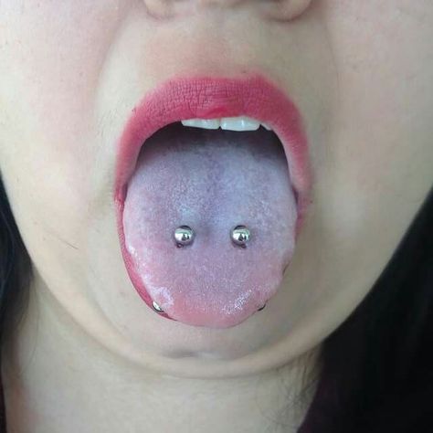 Viper Piercing Tongue, Two Tounge Piercings, Black Tongue Piercing, Double Tounge Piercings, Two Tongue Piercings, Double Tongue Piercing Vertical, Tounge Piercings Types, Pretty Piercings, Piercing Inspiration