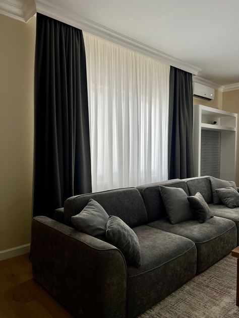 Dark Curtains Living Room, Black White And Grey Living Room, Beige Curtains Living Room, Grey Curtains Living Room, Dark Grey Curtains, Grey Living Room, Beige Room, Brown Curtains, Beige Curtains