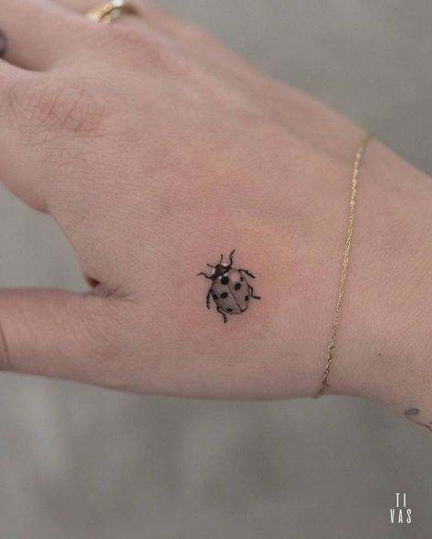 Micro-realistic ladybug tattoo located on the hand. Ladybird Tattoo, Dragon Hand Tattoo, Tattoo On Finger, Simple Hand Tattoos, Ladybug Tattoo, Thumb Tattoos, Butterfly Hand Tattoo, Unique Small Tattoo, Our Mindful Life