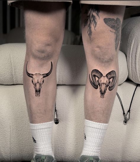 Dance Gavin Dance Tattoo, Killers Tattoo, Knee Cap Tattoo, Cap Tattoo, Dance Tattoo, Dance Gavin Dance, Knee Cap, Knee Tattoo, Hippie Art