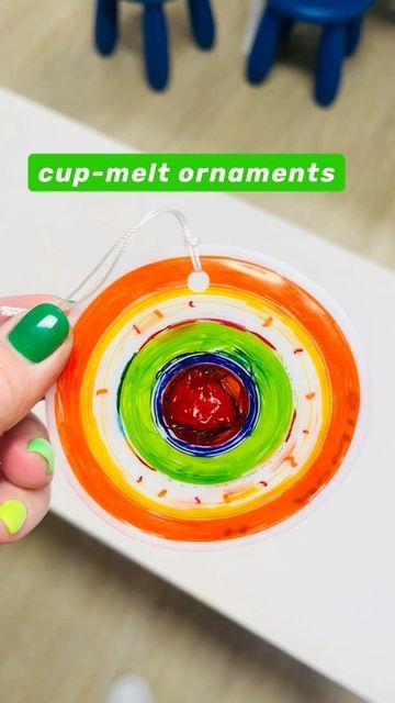 Melted Solo Cup Ornaments, Melt Plastic Cup Ornament, Melting Cups Craft, Melting Cup Ornament, Melted Cup Ornaments Diy, Melted Cup Ornament, Plastic Cup Ornaments Melted, Scouts Activities, School Holiday Crafts