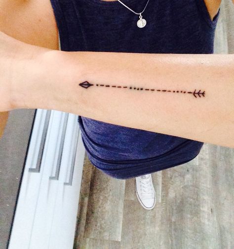 Tattoos Arrow, Arrow Tattoo Ideas, Code Tattoo, Morse Code Tattoo, Tattoos Cute, Cute Tattoo, Arrow Tattoo, Arrow Tattoos, Morse Code