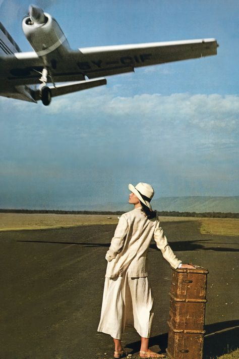 Stella Tennant, Travel Chic, Claudia Cardinale, Vogue Uk, Safari Style, Old Money Aesthetic, Travel Alone, 인물 사진, Mode Vintage