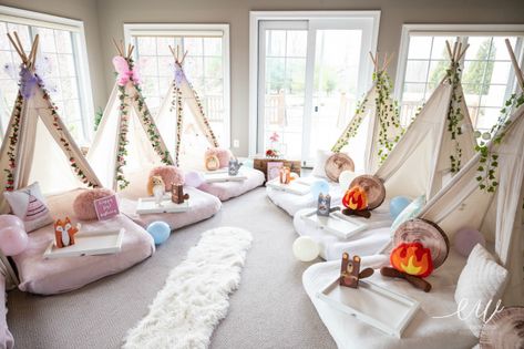 Enchanted Forest Slumber Party Teepee Tents Teepee Slumber Party, Enchanted Forest Birthday Party, Diy Tipi, Enchanted Forest Birthday, Forest Birthday Party, Diy Teepee, A Frame Tent, Teepee Party, Plastic Party Cups