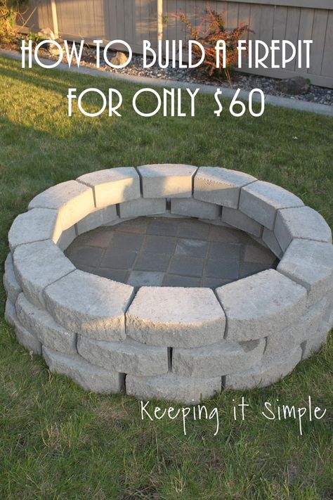 Diy Outdoor Fireplace, Outdoor Fire Pit Designs, Fire Pit Area, Diy Outdoor Decor, Diy Fire Pit, Backyard Inspiration, Backyard Diy Projects, Backyard Fire, Fire Pit Backyard