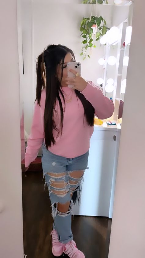 Aesthetic Outfits Autumn, Autumn Outfits Ideas, Winter Outfit Aesthetic, Fashion Outfits Cute, Outfit Sport, Latina Outfits, Winter Outfits For School, Jeans Outfit Fall, Latina Fashion Outfits