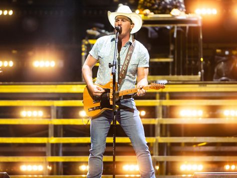 Pardi brought the party to the lakefront on Friday night. Head Over Boots, Jon Pardi, Big Country, Stadium Tour, Album Of The Year, Country Concerts, Country Stars, Keith Urban, Carrie Underwood