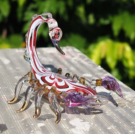 Maroon milk SCORPION hand blown art glass figure  4 inch gold trim - Gift decor Blown Glass Sculpture, Torch Glass Art, Stone Animals, Epoxy Ideas, Harp Seal, Hand Blown Glass Art, Beautiful Perfume Bottle, Blown Glass Art, Beautiful Perfume