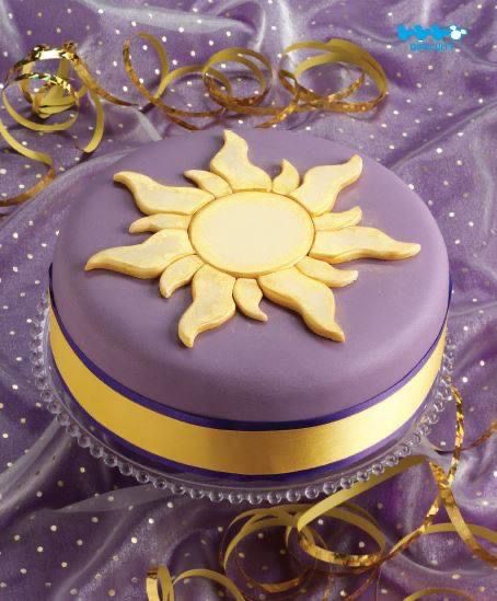 Simple Tangled Cake, Rupunzle Cakes, Rapunzel Inspired Cake, Rapunzel 18th Birthday Party, Tangled Theme Cake, Tangled Cake Rapunzel, Sweet 16 Food Ideas, Tangled Quince, Tangled Birthday Cake