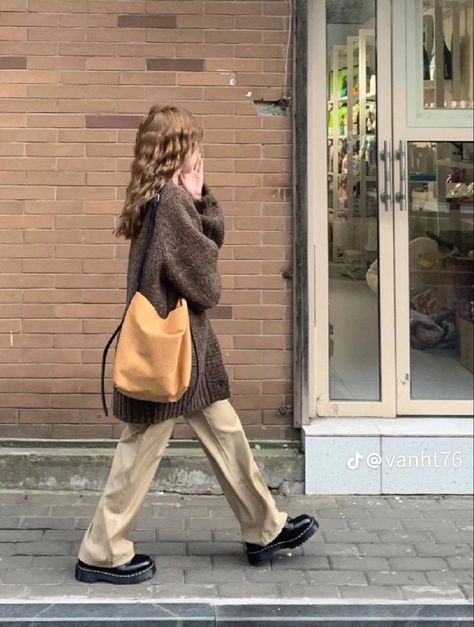 가을 패션, Autumn Outfit, Outfit Goals, Casual Style Outfits, Fall Winter Outfits, Comfy Outfits, Cute Fashion, Look Fashion, Fashion Inspo Outfits