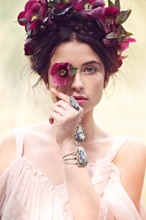 Free People’s Untraditional Wedding Inspiration | Fashion Gone Rogue Free People Wedding Dress, Floral Headpiece Wedding, Bridal Floral Headpiece, Woman With Flowers, Flowers In Her Hair, Floral Hair Combs, Flower Crown Wedding, Flower Headpiece, Bridal Hair Vine